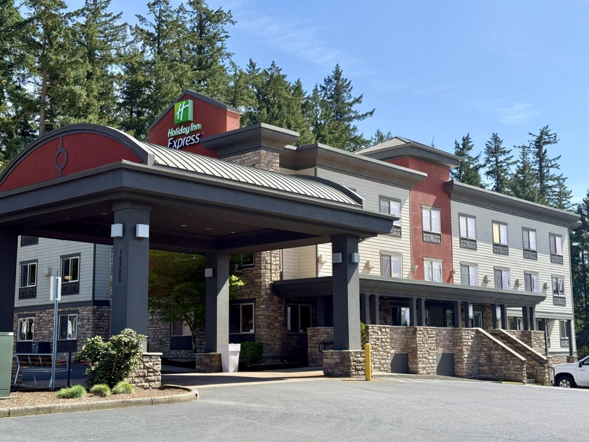 Holiday Inn Express Portland South - Lake Oswego By Ihg Exterior foto